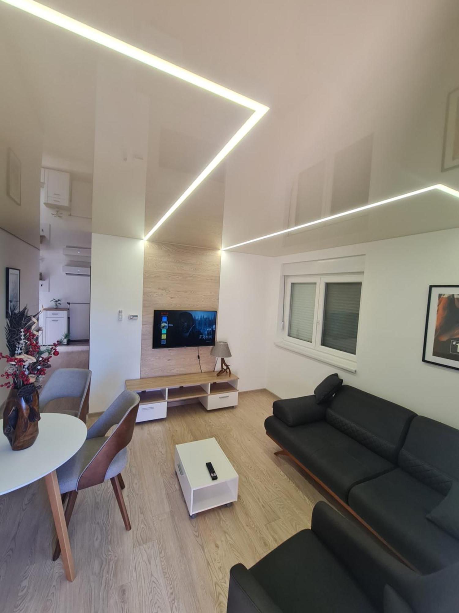 Airport Molko Apartments Surčin Extérieur photo